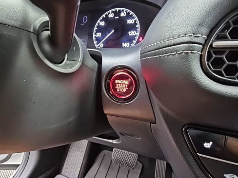 Used 2024 Honda HR-V EX-L image 24