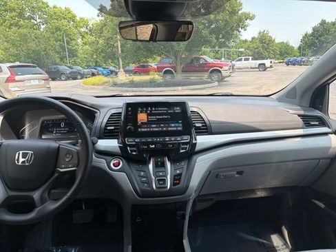 Used 2024 Honda Odyssey EX-L image 14