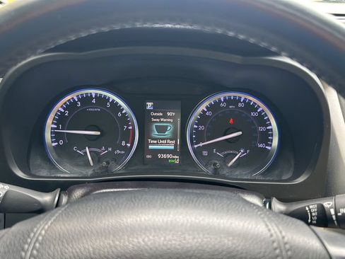 Used 2019 Toyota Highlander XLE FWD image 22