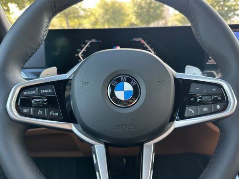 New 2026 BMW 330i Sedan w/ M Sport Package image 22