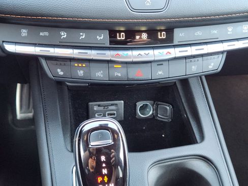 Certified 2022 Cadillac XT4 Sport image 15