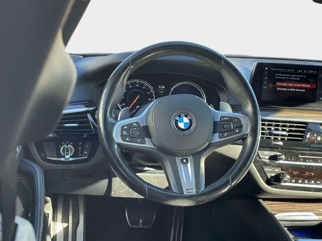 Used 2018 BMW M550i xDrive AWD/4WD image 16