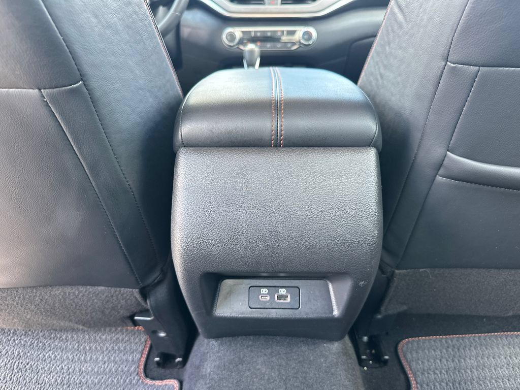 Used 2025 Nissan Altima 2.5 SR FWD image 22