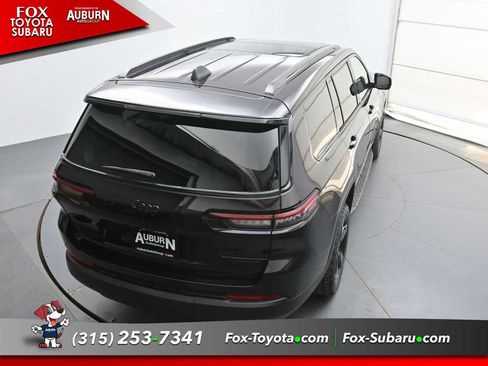 Used 2022 Jeep Grand Cherokee L Limited w/ Luxury Tech Group II AWD/4WD image 28