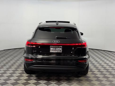 Used 2025 Audi Q6 e-tron Prestige w/ 20" Wheel Package AWD/4WD image 9