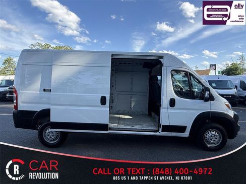 Used 2025 RAM ProMaster 2500 w/ Convenience Group FWD image 8