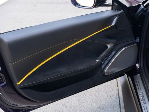 Used 2024 Ferrari Roma Spider image 27