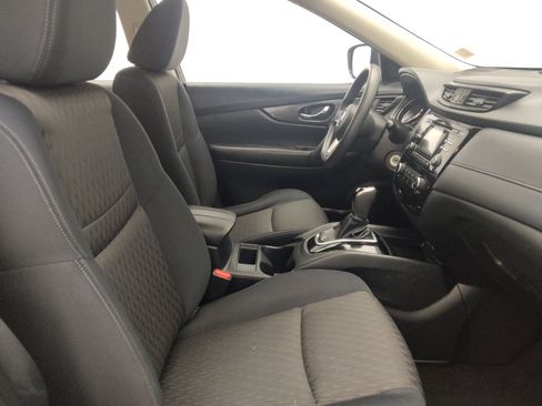 Used 2017 Nissan Rogue S AWD/4WD image 21