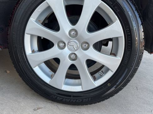 Used 2012 MAZDA MAZDA2 Touring FWD image 25