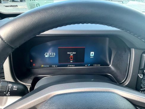 Used 2025 Ford Bronco Badlands image 25