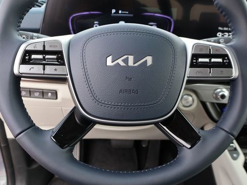 New 2025 Kia Telluride EX image 34