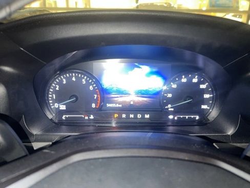 Used 2020 Ford Explorer XLT w/ Equipment Group 202A image 13