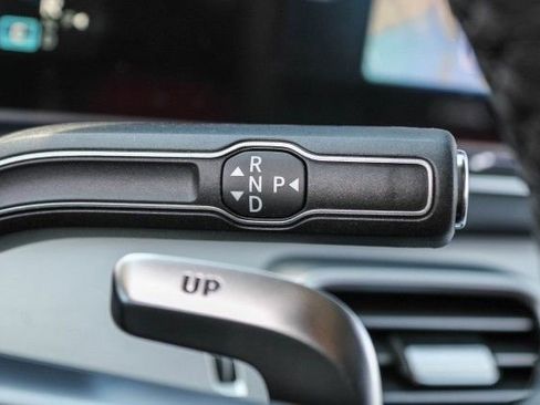 New 2025 Mercedes-Benz GLE 53 AMG 4MATIC image 25