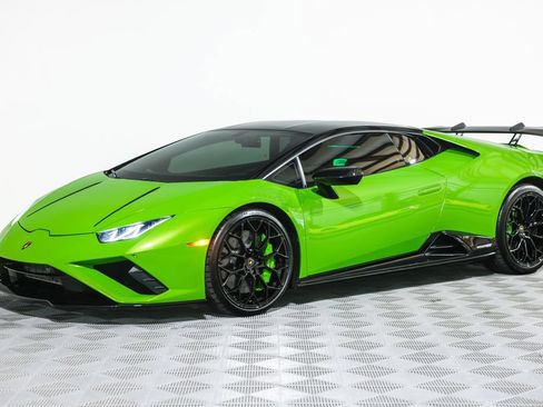 Used 2021 Lamborghini Huracan EVO RWD image 20