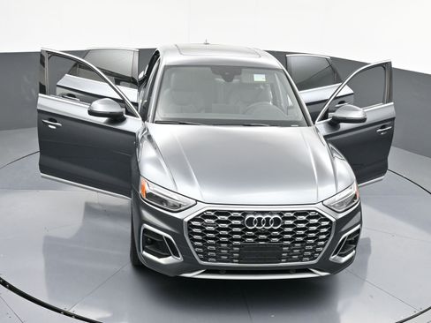 Used 2024 Audi Q5 2.0T Premium Plus w/ Premium Plus Package image 40