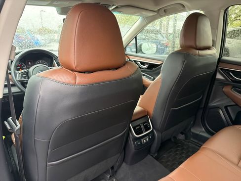 Used 2022 Subaru Outback Touring AWD/4WD image 22
