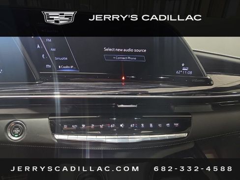 Used 2023 Cadillac Escalade ESV V image 11