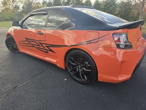 Used 2015 Scion tC image 8