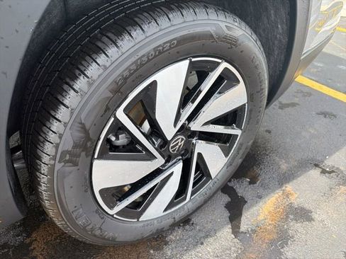 New 2026 Volkswagen Atlas SEL AWD/4WD image 47