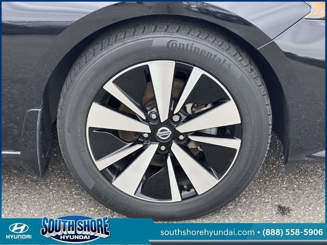 Used 2022 Nissan Altima 2.5 SV w/ SV Premium Package FWD image 9
