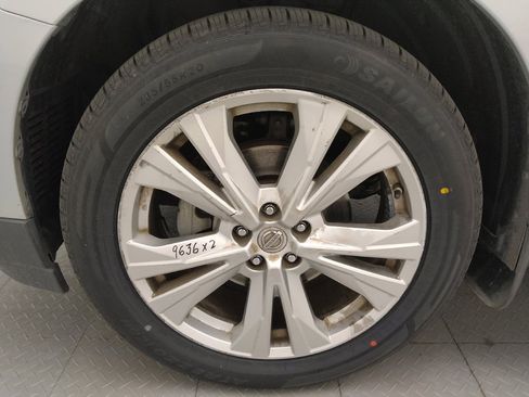 Used 2018 Nissan Pathfinder SL w/ SL Premium Package AWD/4WD image 31