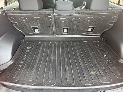 Used 2015 Subaru Crosstrek 2.0i Premium AWD/4WD image 25