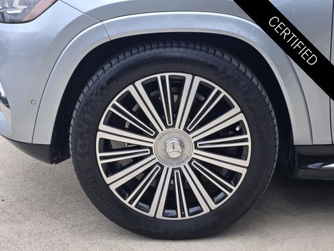 Used 2023 Mercedes-Benz Maybach GLS 600 4MATIC image 12