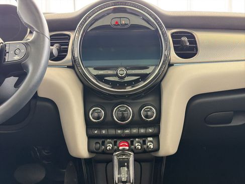 Certified 2023 MINI Cooper S FWD image 17