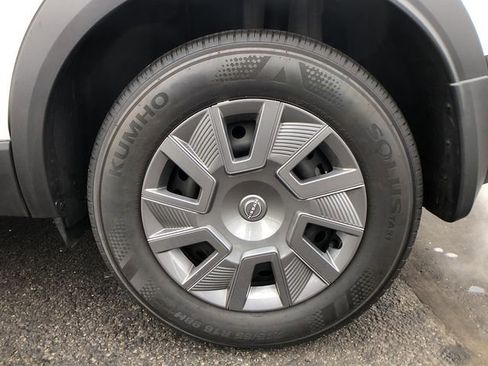 Certified 2025 Nissan Kicks S image 10