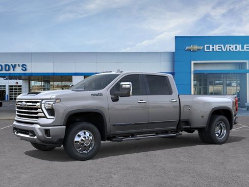 New 2026 Chevrolet Silverado 3500 High Country w/ High Country Premium Package AWD/4WD image 2