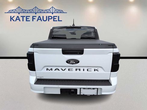 Used 2025 Ford Maverick Lobo AWD/4WD image 6