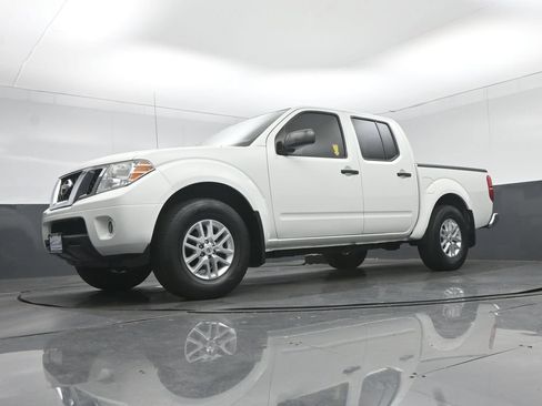 Used 2019 Nissan Frontier SV w/ Value Truck Package RWD image 48