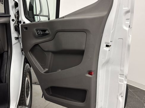 Used 2025 Ford Transit 250 Low Roof w/ Exterior Upgrade Package image 25