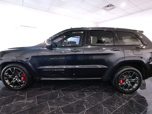Used 2016 Jeep Grand Cherokee SRT image 11