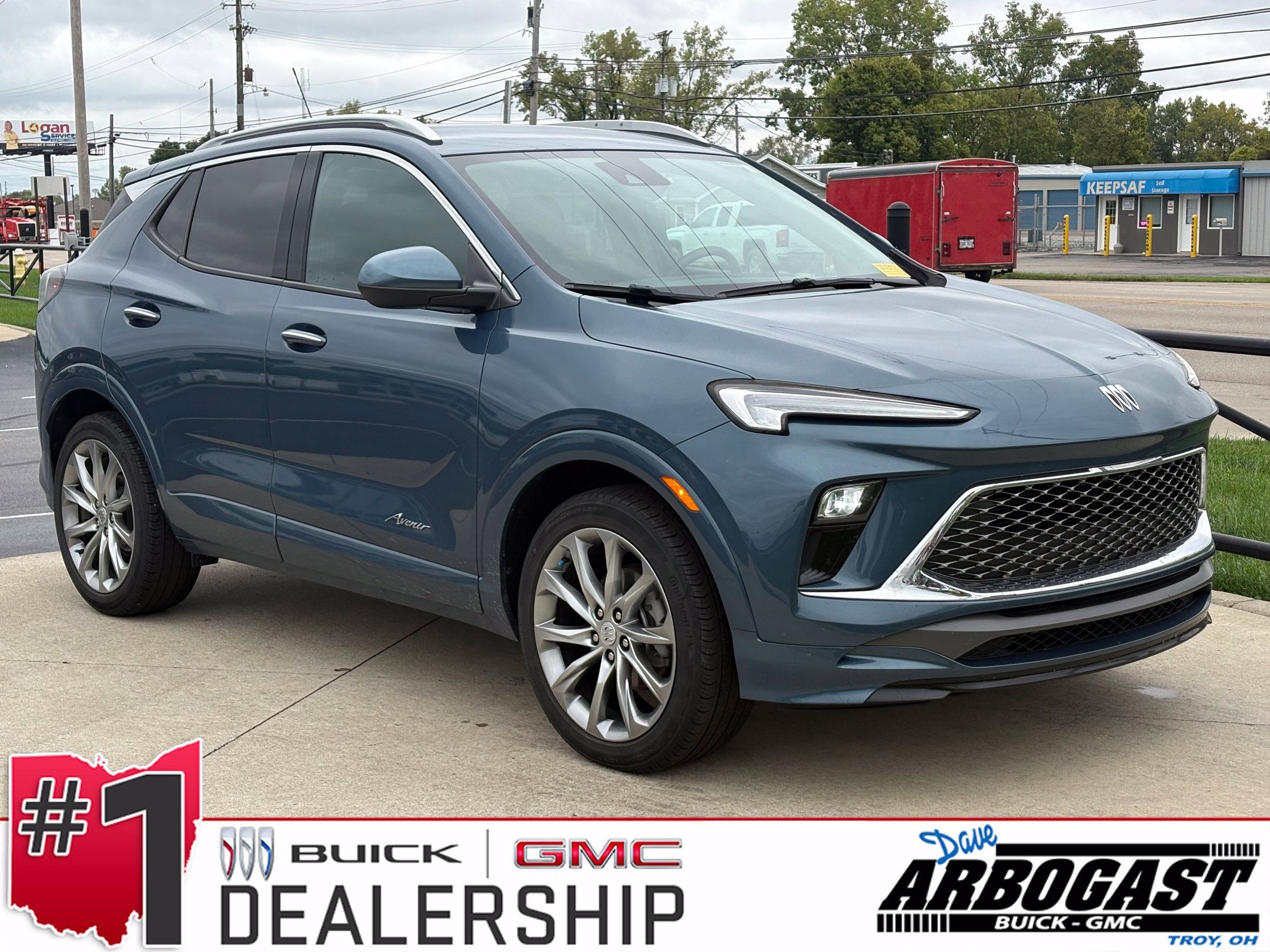 Used 2024 Buick Encore GX Avenir w/ Avenir Convenience Package FWD image 1