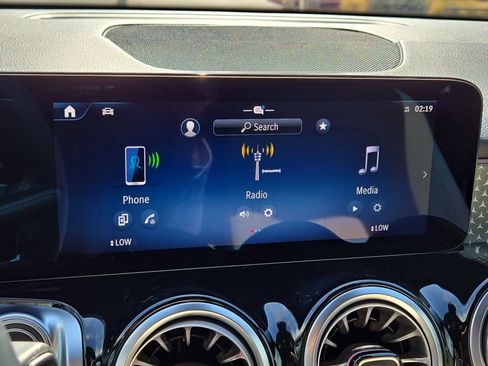 New 2025 Mercedes-Benz GLB 250 GLB 250 image 19