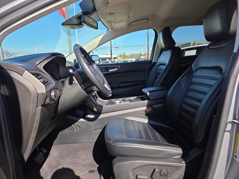 Certified 2023 Ford Edge SEL image 10