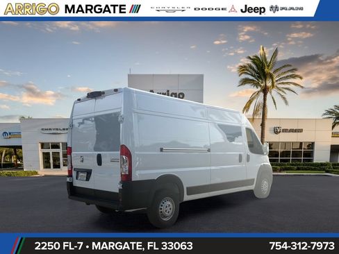 Used 2026 RAM ProMaster 2500 w/ Convenience Group FWD image 7