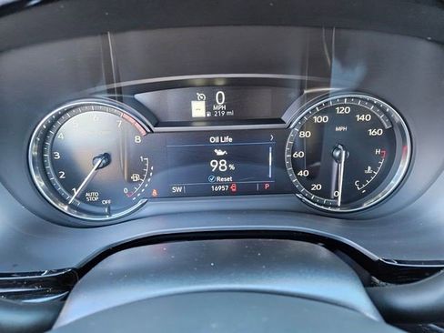 Used 2025 Cadillac XT5 Premium Luxury FWD image 24