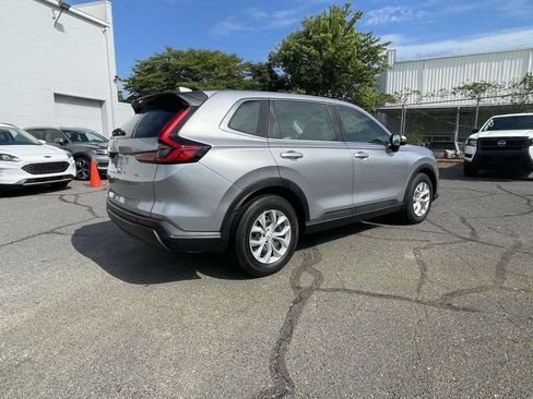 Used 2023 Honda CR-V LX image 6