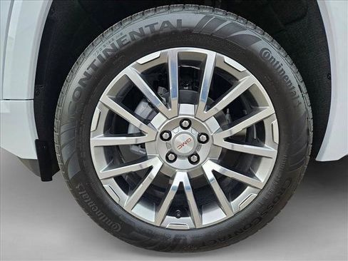 New 2026 GMC Terrain Denali image 10