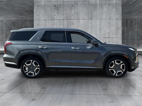 Used 2025 Hyundai Palisade SEL FWD image 6