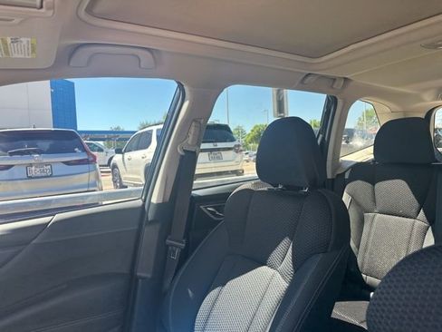 Used 2022 Subaru Forester Premium image 8