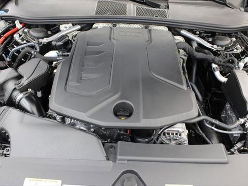 Used 2025 Audi A5 2.0T Premium Plus w/ Premium Plus AWD/4WD image 34