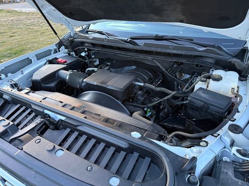 Used 2024 GMC Sierra 3500 SLE image 40