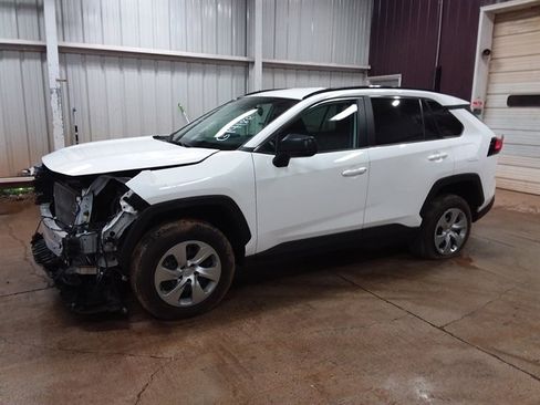 Used 2020 Toyota RAV4 LE AWD/4WD image 3