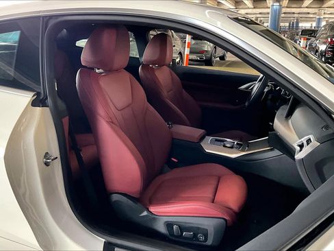 Used 2026 BMW 430i Coupe image 8