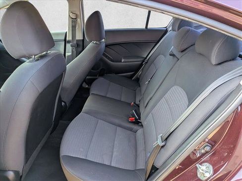 Used 2018 Kia Forte LX w/ LX Popular Package FWD image 19