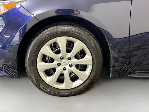 Used 2023 Toyota Corolla LE FWD image 14