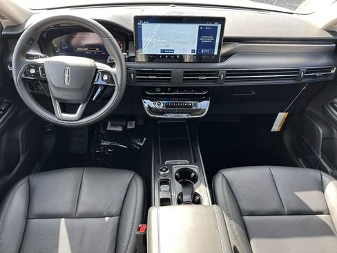 New 2025 Lincoln Corsair Reserve w/ Jet Appearance Package image 18